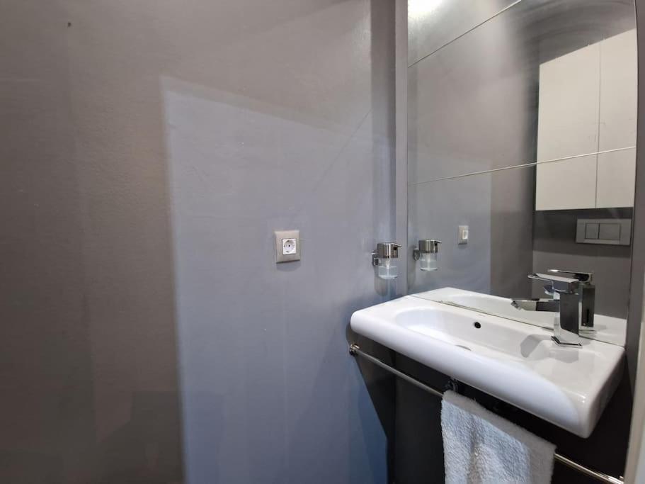 Exclusivo De Diseno Centro Matahacas Bajo Appartement