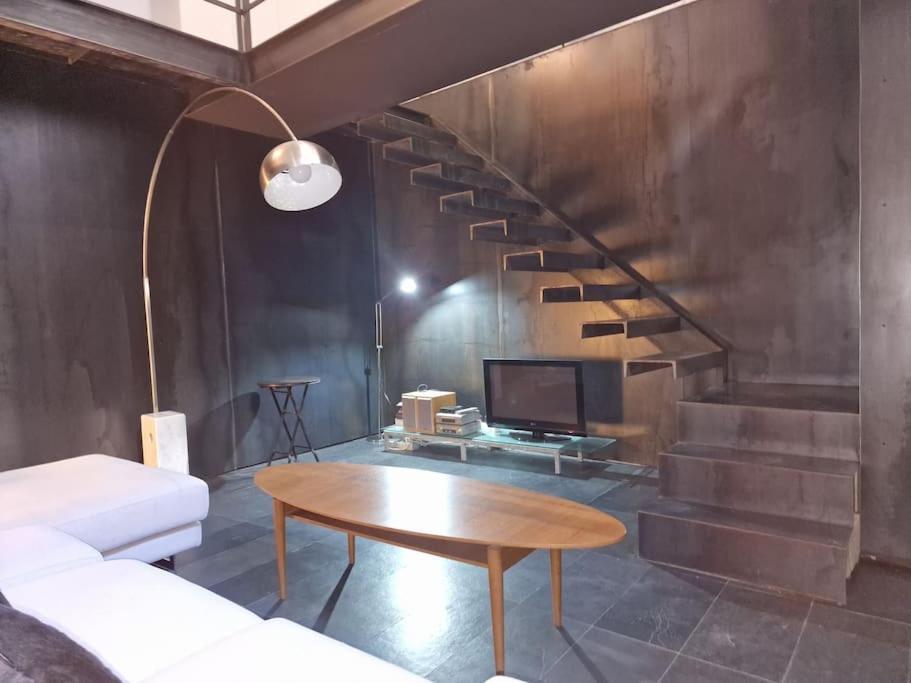 Exclusivo De Diseno Centro Matahacas Bajo Séville